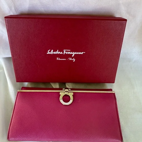 Salvatore Ferragamo Pink Walket - Picture 1 of 11